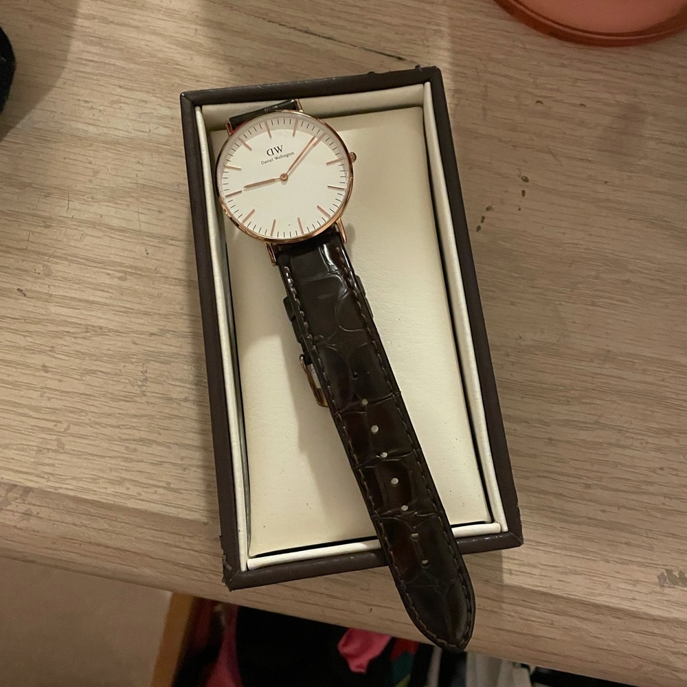 Daniel Wellington Leather Watch